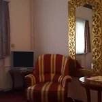 Отель Silvana Скуоль